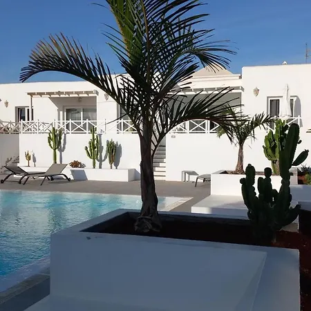 Casa Ila Flower Holiday home *