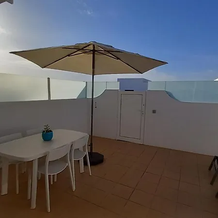 Casa Ila Flower Playa Honda (Lanzarote)